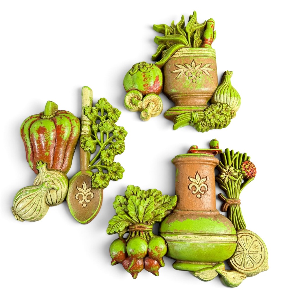 Vintage 1976 Service Industries Inc Kitchen Wall Art Set 3 Veggie Plaques